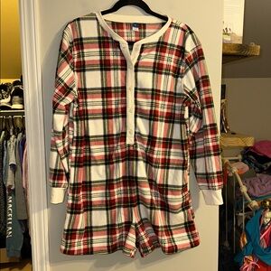 Medium Old Navy Micro Fleece Henley Pajama Romper -- 3.5-inch inseam